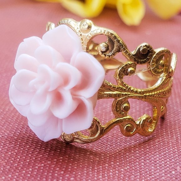 Vintaged pink succulent Lace Ring - Picture 1 of 8